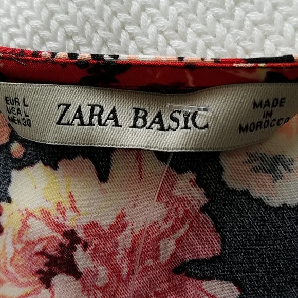 SOLD• ZARA BASIC Floral One Piece Suit Large - Picture 6 of 6